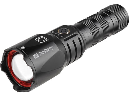 Taschenlampe #power: Leistungsstark & robust, Powerbank, Aufladbar