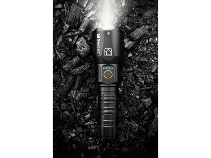Taschenlampe #power: Leistungsstark & robust, Powerbank, Aufladbar